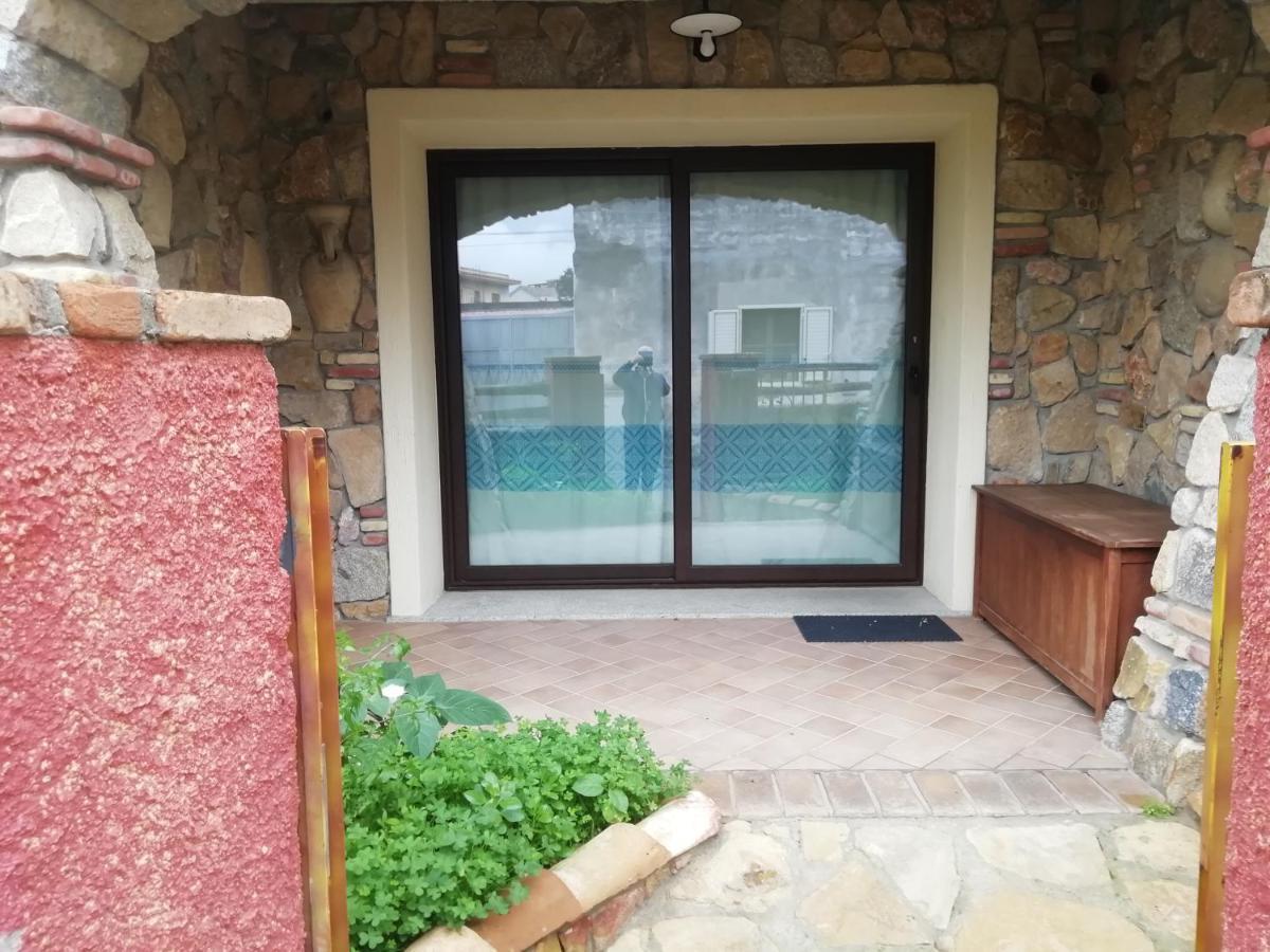 B&B Acquamarina Villasimius Dış mekan fotoğraf