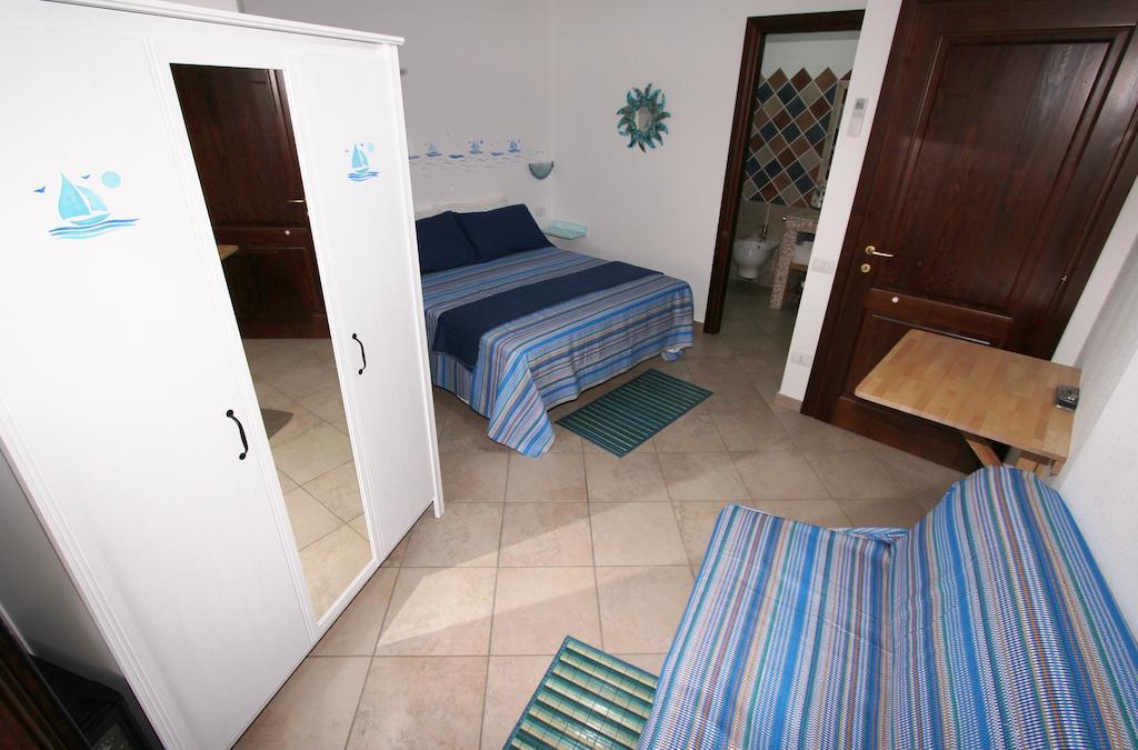 B&B Acquamarina Villasimius Oda fotoğraf